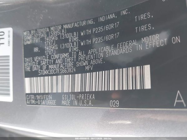 2015 TOYOTA SIENNA LE 8 PASSENGER
