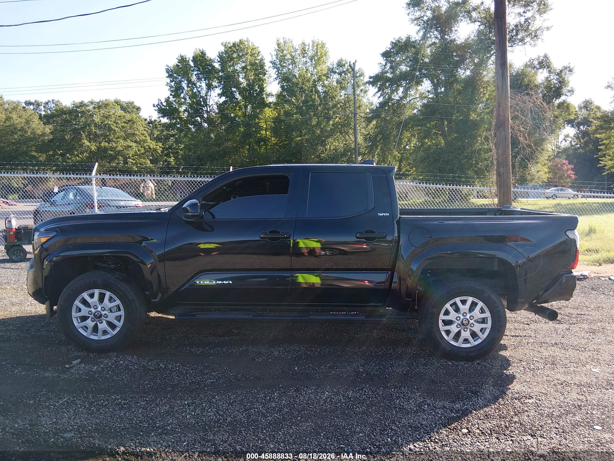 2025 TOYOTA TACOMA SR5