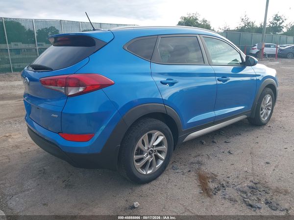 2017 HYUNDAI TUCSON SE