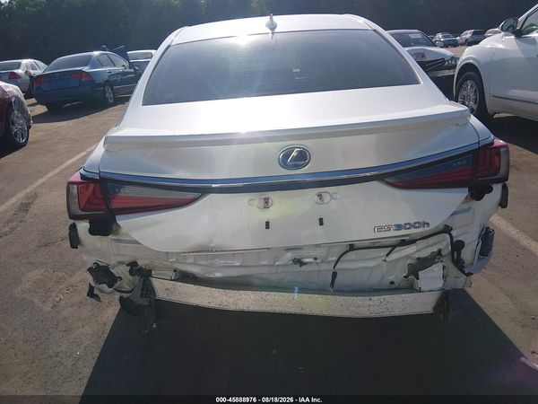 2019 LEXUS ES 300H