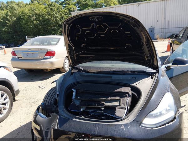 2018 TESLA MODEL 3 LONG RANGE/PERFORMANCE — I10