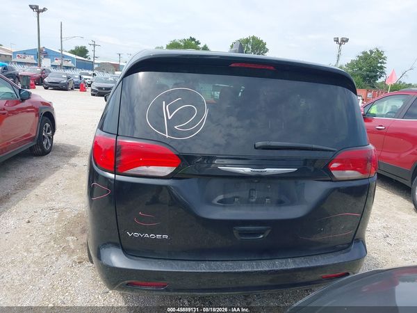 2022 CHRYSLER VOYAGER LX