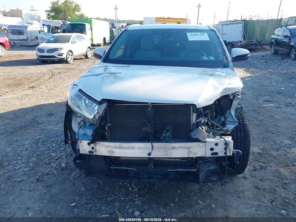 2019 TOYOTA HIGHLANDER XLE