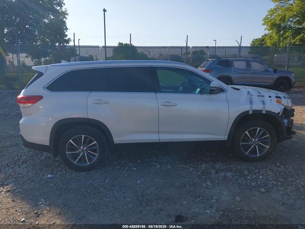 2019 TOYOTA HIGHLANDER XLE