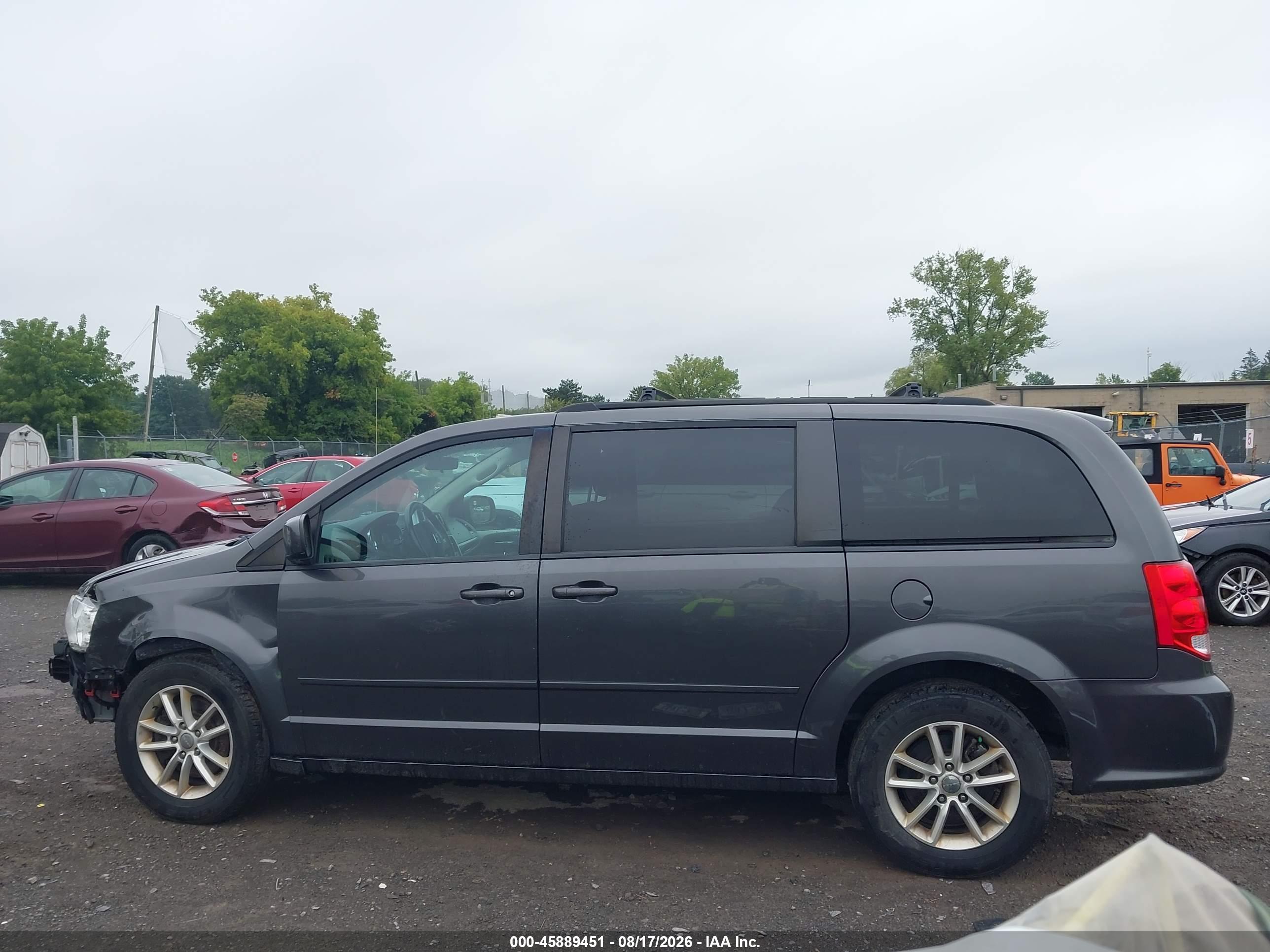 2016 DODGE GRAND CARAVAN SXT