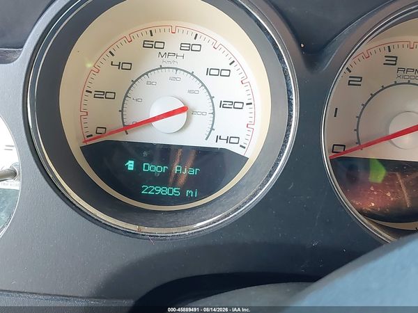 2013 DODGE CHALLENGER SXT