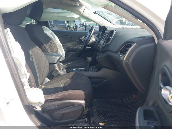 2019 JEEP CHEROKEE LATITUDE 4X4 — I5