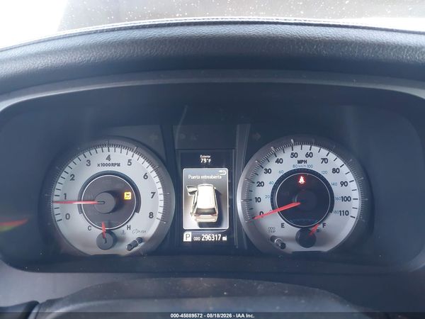 2015 TOYOTA SIENNA SE 8 PASSENGER