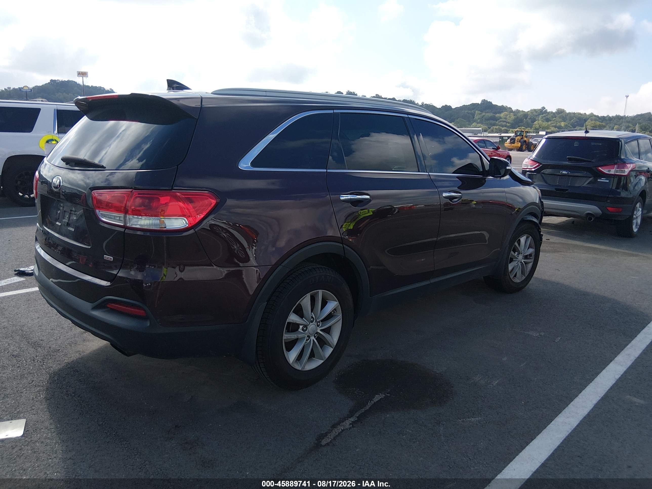 2016 KIA SORENTO 2.4L LX — I4