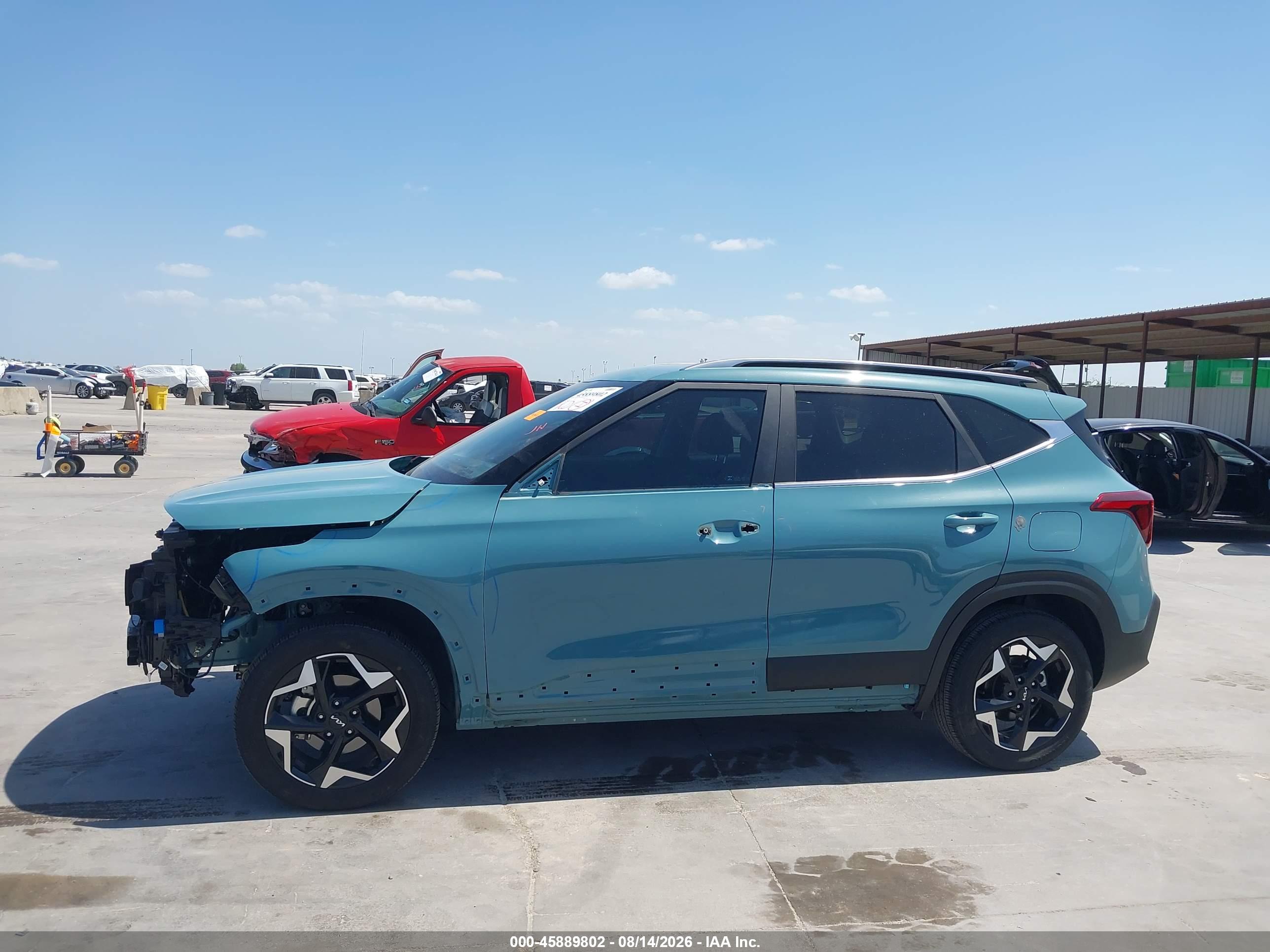 2025 KIA SELTOS EX