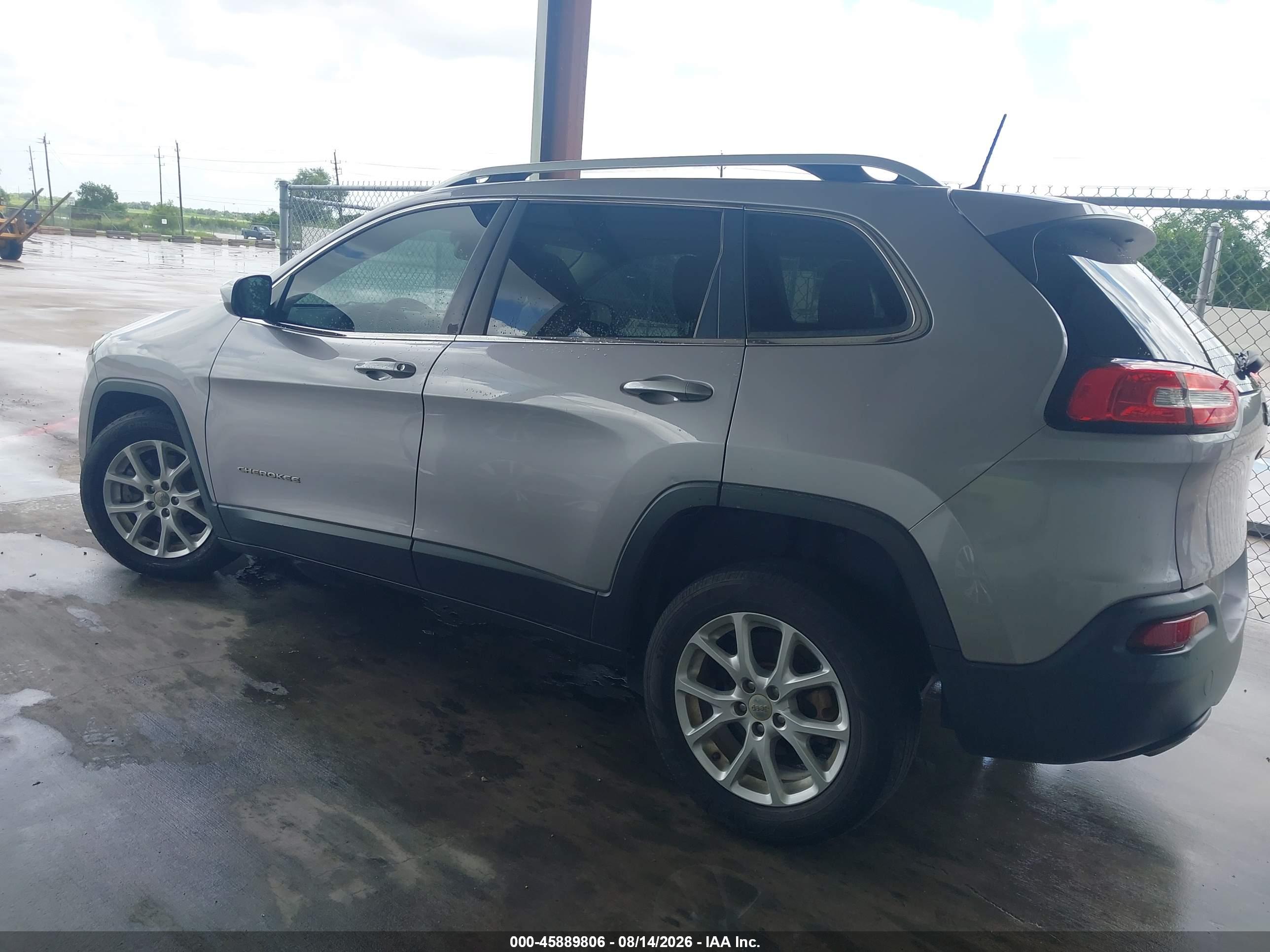 2018 JEEP CHEROKEE LATITUDE FWD
