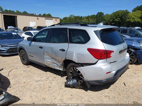 2019 NISSAN PATHFINDER SL — I3