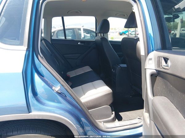 2017 VOLKSWAGEN TIGUAN 2.0T/2.0T S — I8