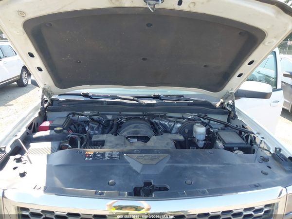2015 CHEVROLET SILVERADO 1500 LT — I10