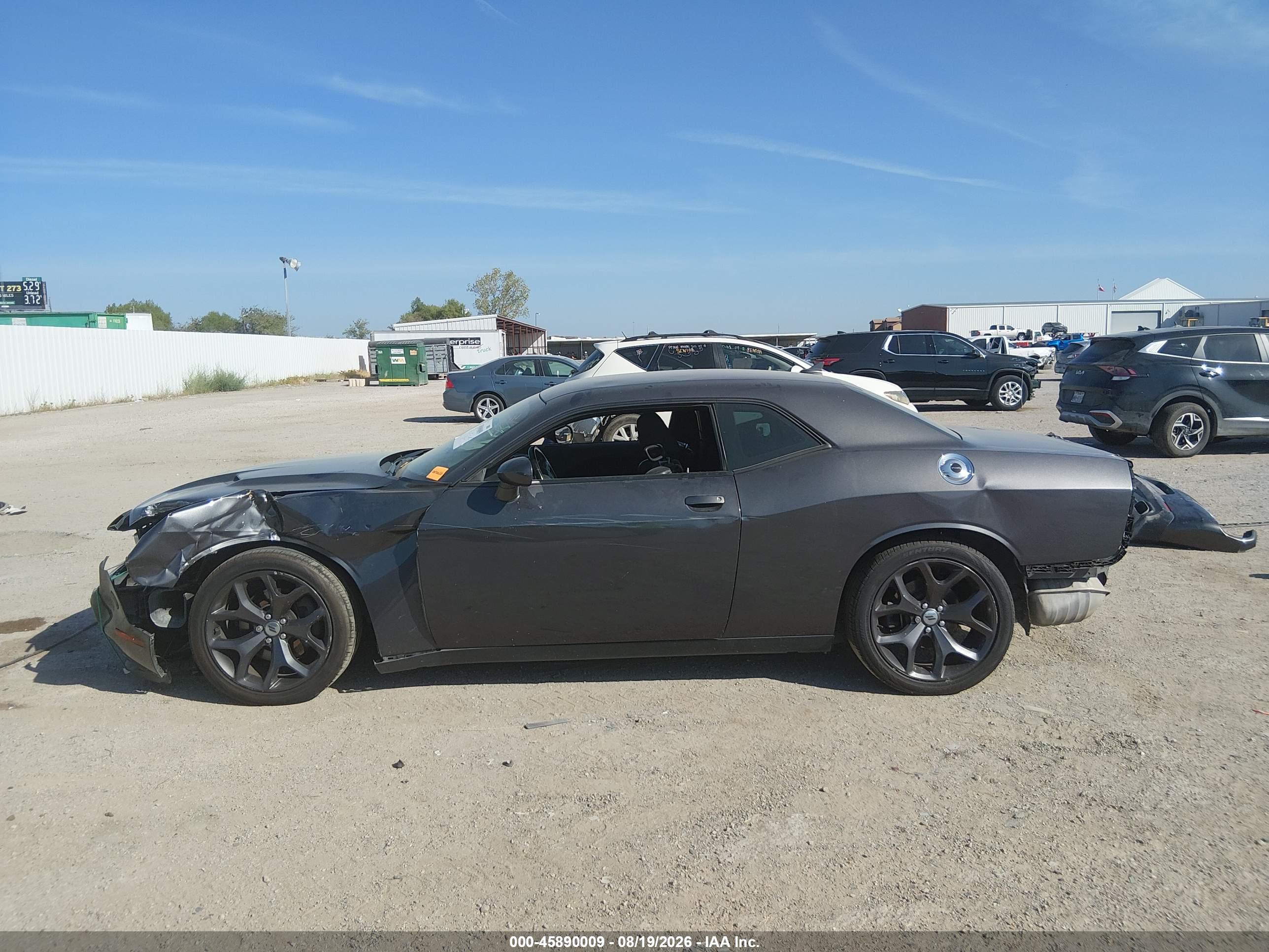 2018 DODGE CHALLENGER SXT PLUS