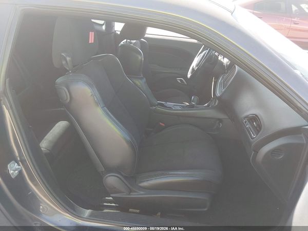 2018 DODGE CHALLENGER SXT PLUS