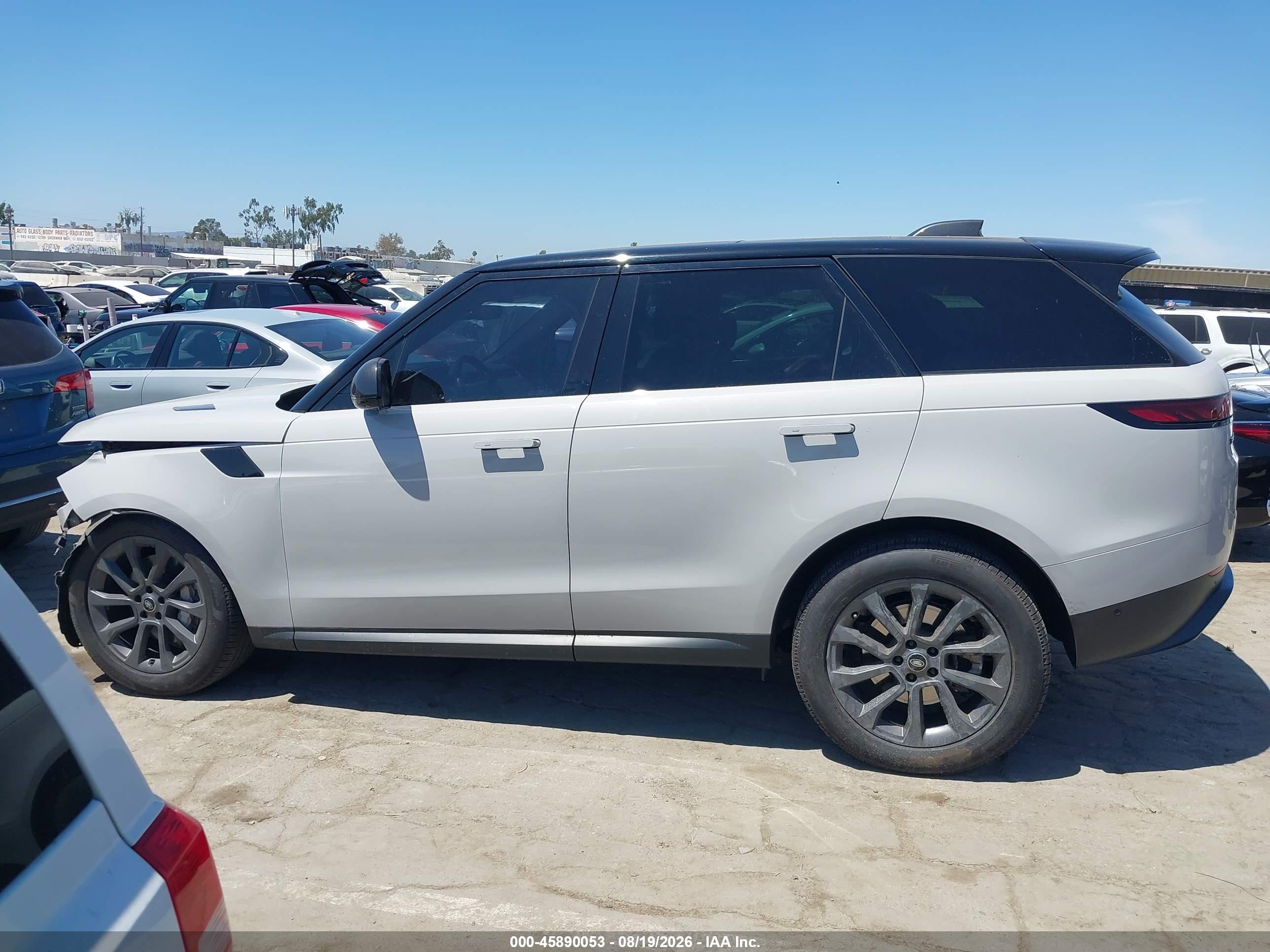 2024 LAND ROVER RANGE ROVER SPORT SE