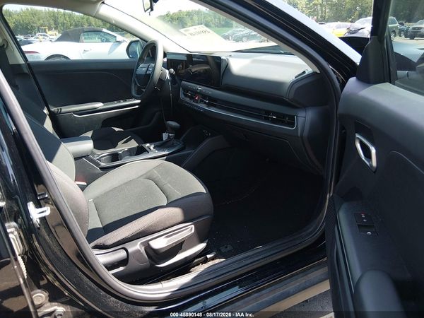 2026 KIA K4 LX