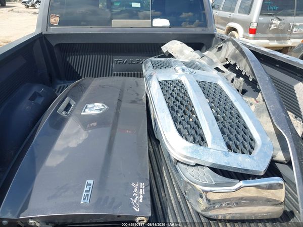 2020 RAM 1500 CLASSIC SLT  4X2 6'4 BOX