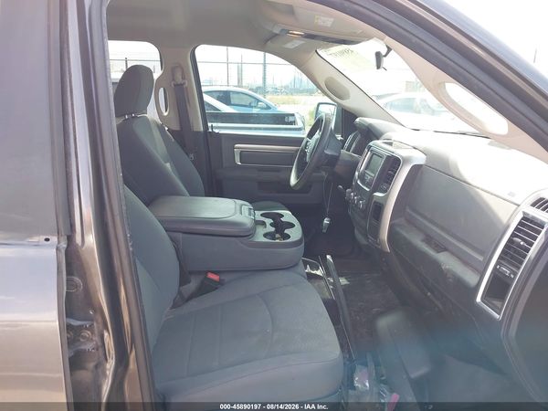 2020 RAM 1500 CLASSIC SLT  4X2 6'4 BOX