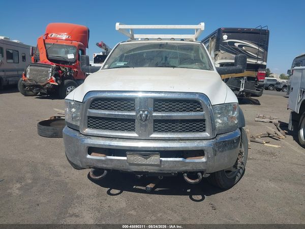 2017 RAM 4500 CHASSIS TRADESMAN/SLT
