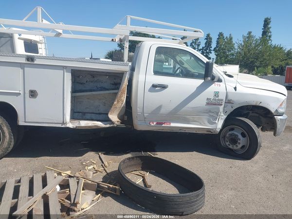2017 RAM 4500 CHASSIS TRADESMAN/SLT