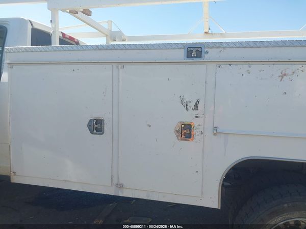 2017 RAM 4500 CHASSIS TRADESMAN/SLT