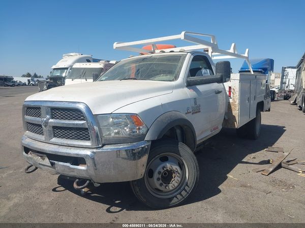 2017 RAM 4500 CHASSIS TRADESMAN/SLT
