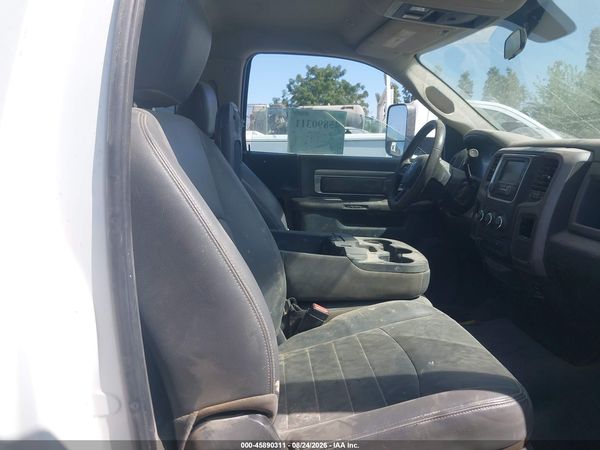 2017 RAM 4500 CHASSIS TRADESMAN/SLT
