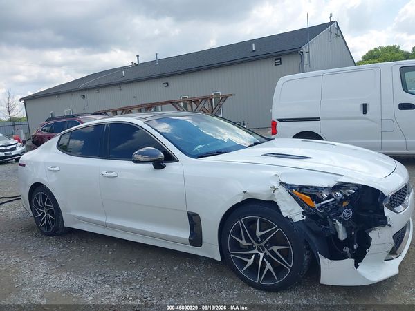 2023 KIA STINGER GT-LINE