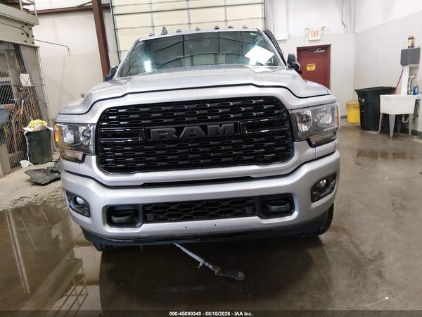 2022 RAM 3500 BIG HORN  4X4 6'4 BOX