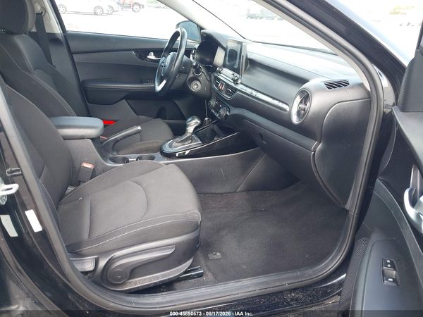 2019 KIA FORTE S