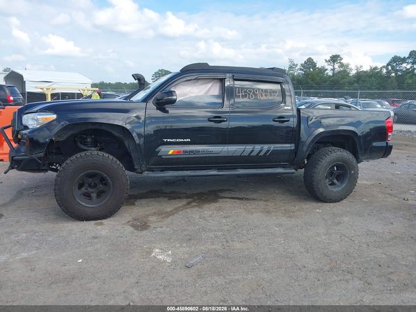 2017 TOYOTA TACOMA SR5 V6