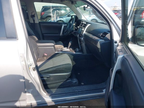 2017 TOYOTA 4RUNNER SR5