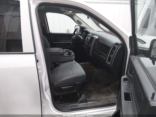 2018 RAM 1500 TRADESMAN  4X4 5'7 BOX
