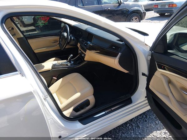 2016 BMW 528I — I5