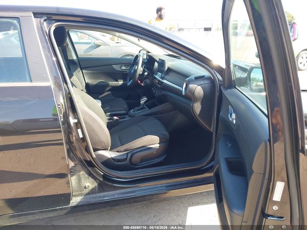 2021 KIA FORTE LXS