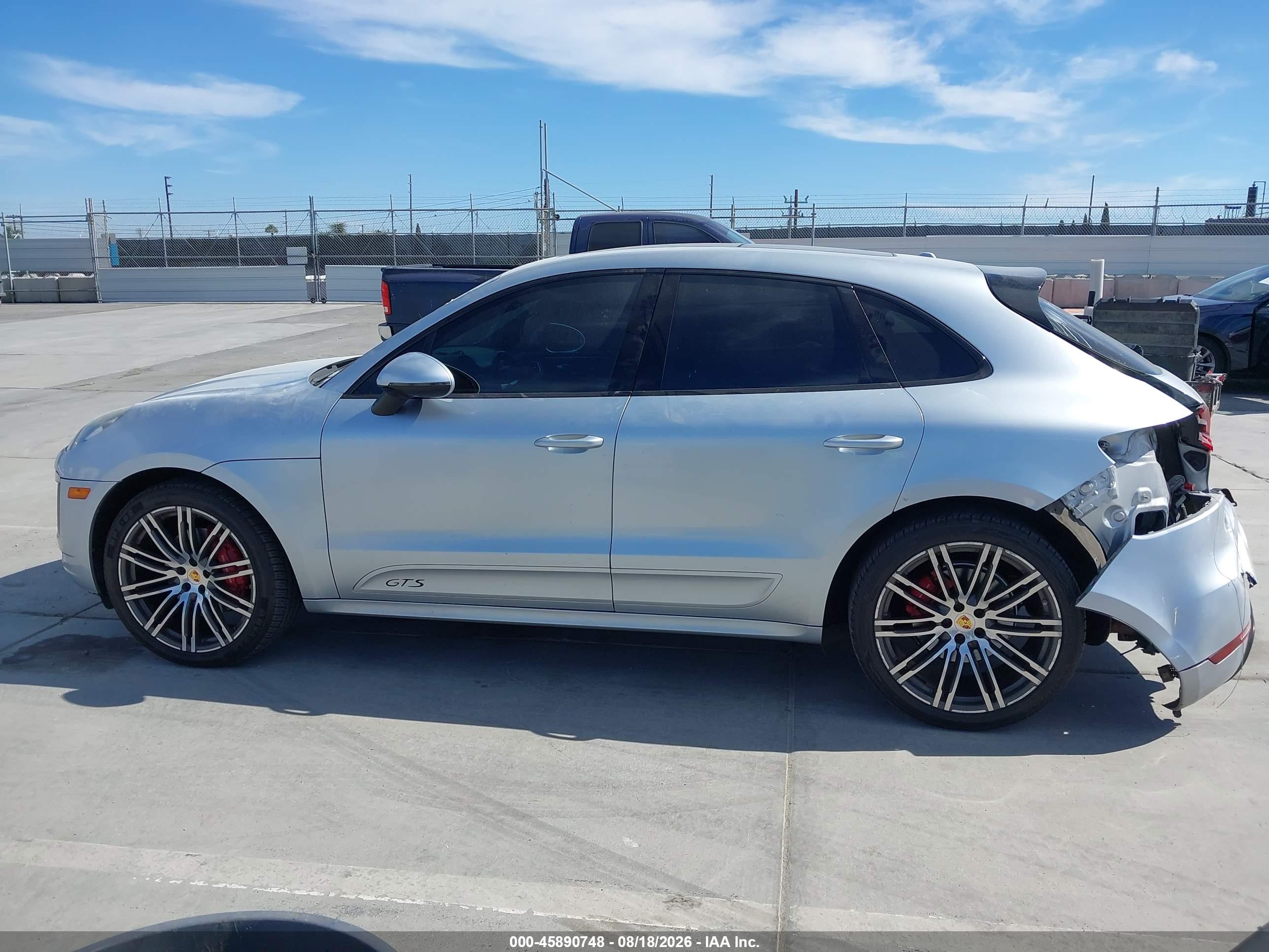 2017 PORSCHE MACAN GTS