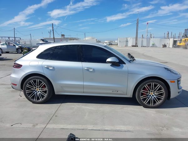 2017 PORSCHE MACAN GTS
