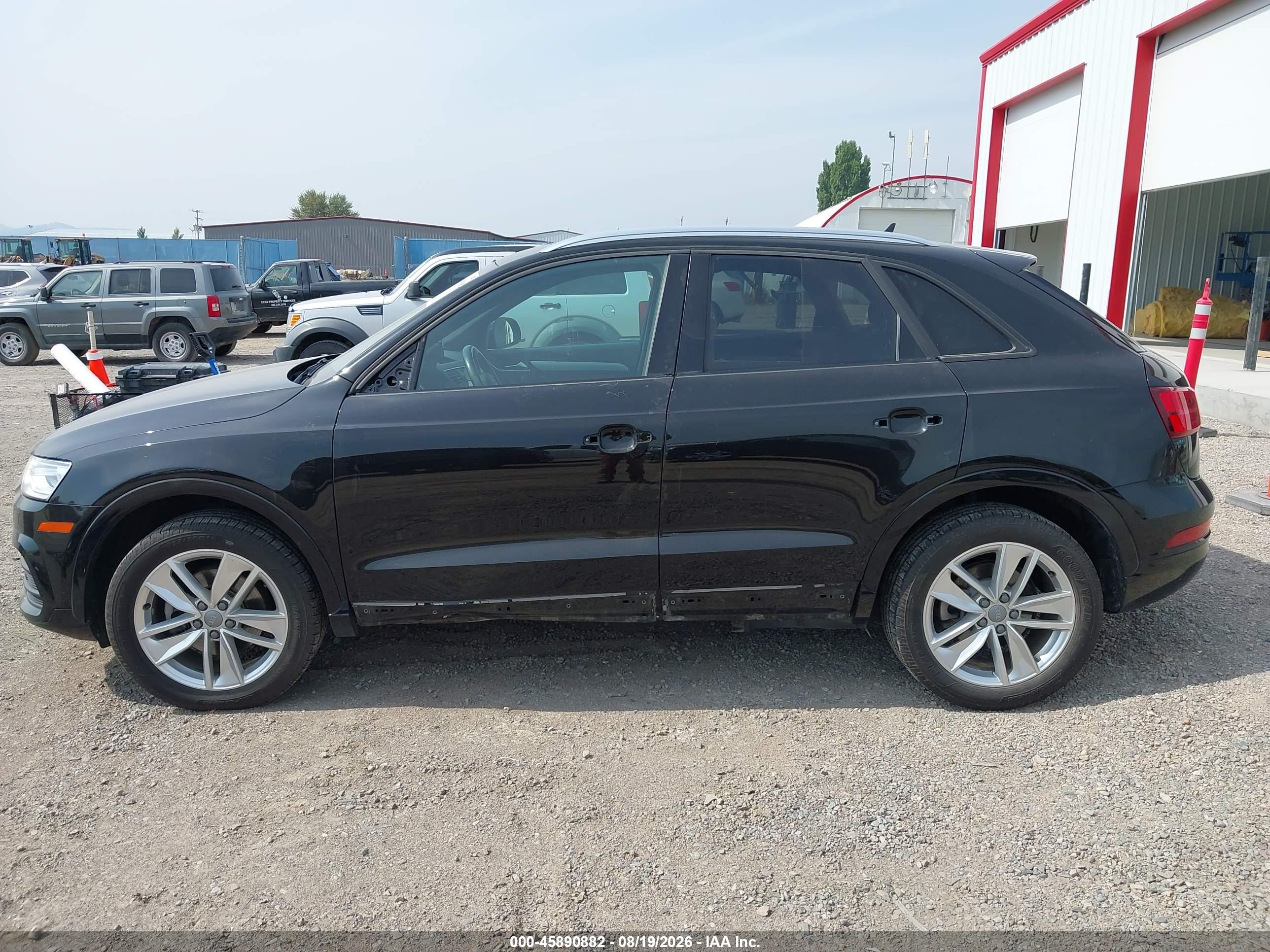 2017 AUDI Q3 2.0T PREMIUM