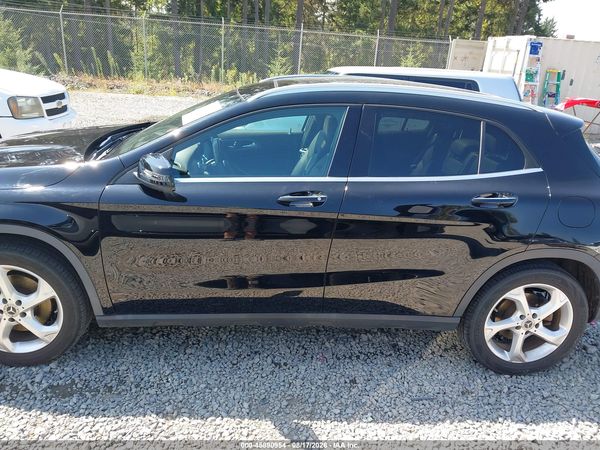 2020 MERCEDES-BENZ GLA 250 4MATIC