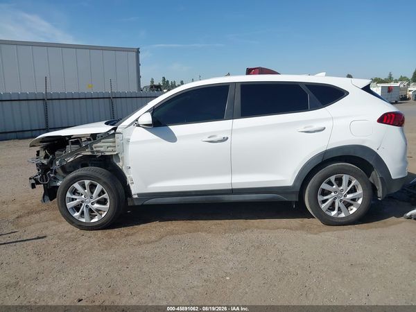 2020 HYUNDAI TUCSON SE
