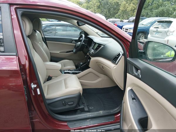 2017 HYUNDAI TUCSON SE PLUS