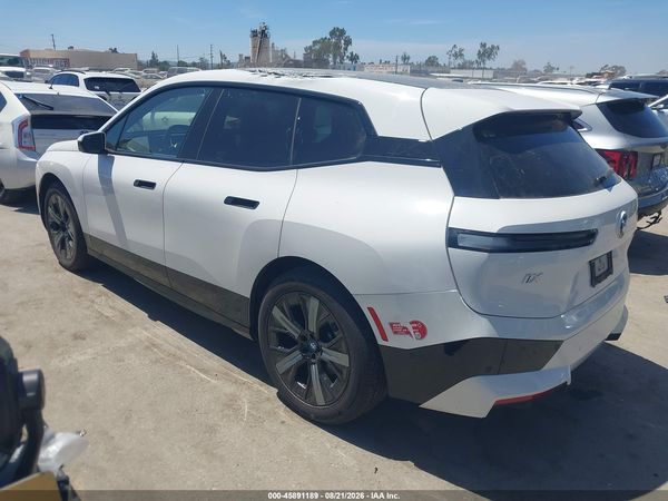 2023 BMW IX XDRIVE50 — I3