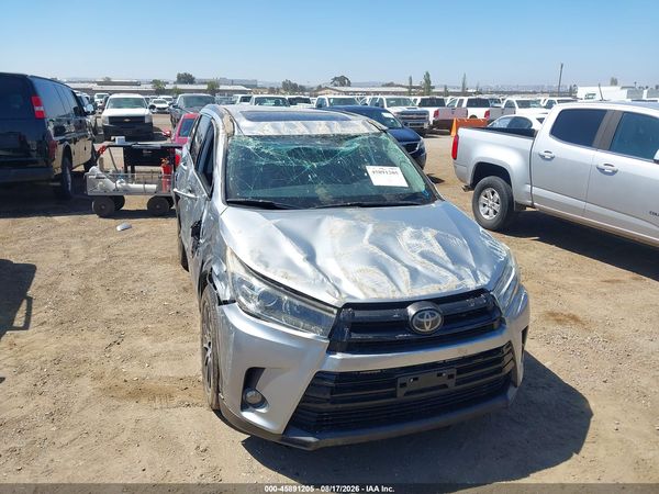 2018 TOYOTA HIGHLANDER SE — I6