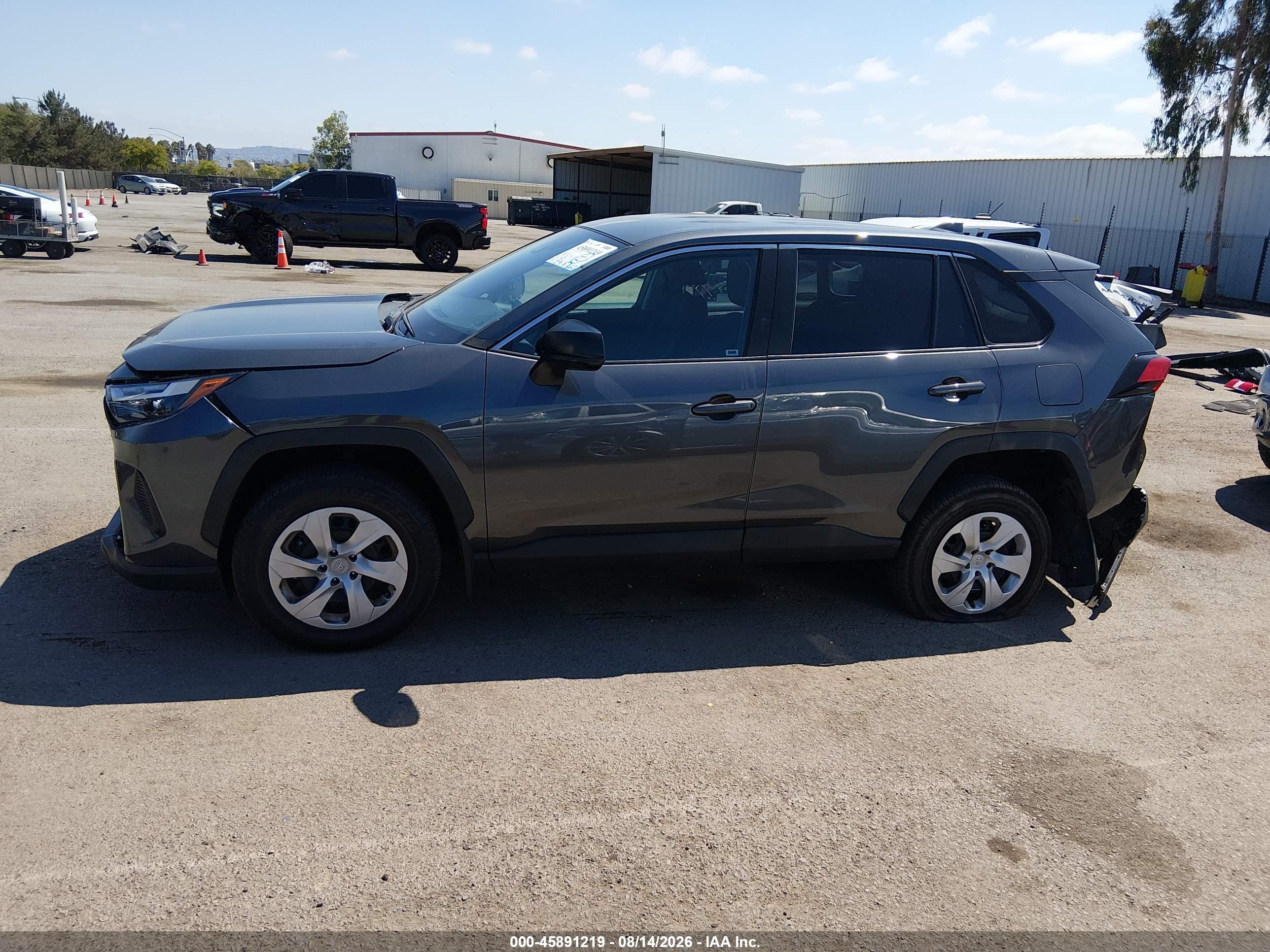 2025 TOYOTA RAV4 LE
