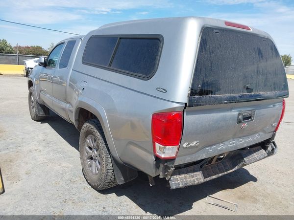 2017 TOYOTA TACOMA SR5 V6