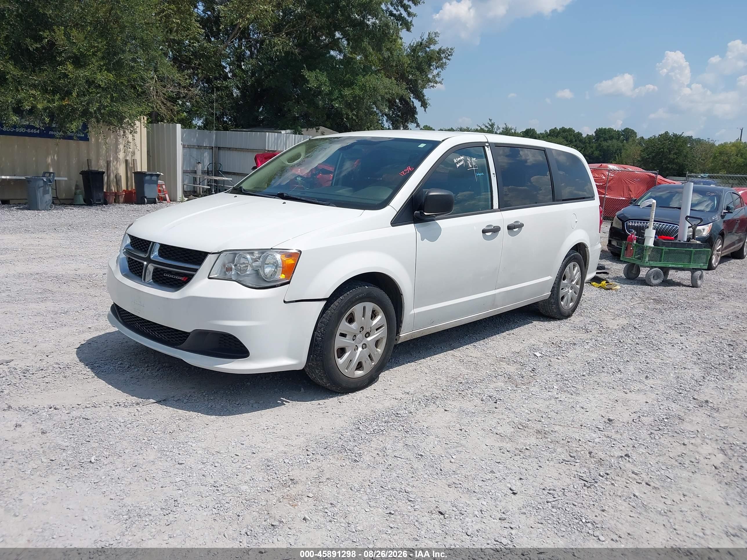 2020 DODGE GRAND CARAVAN SE — I2