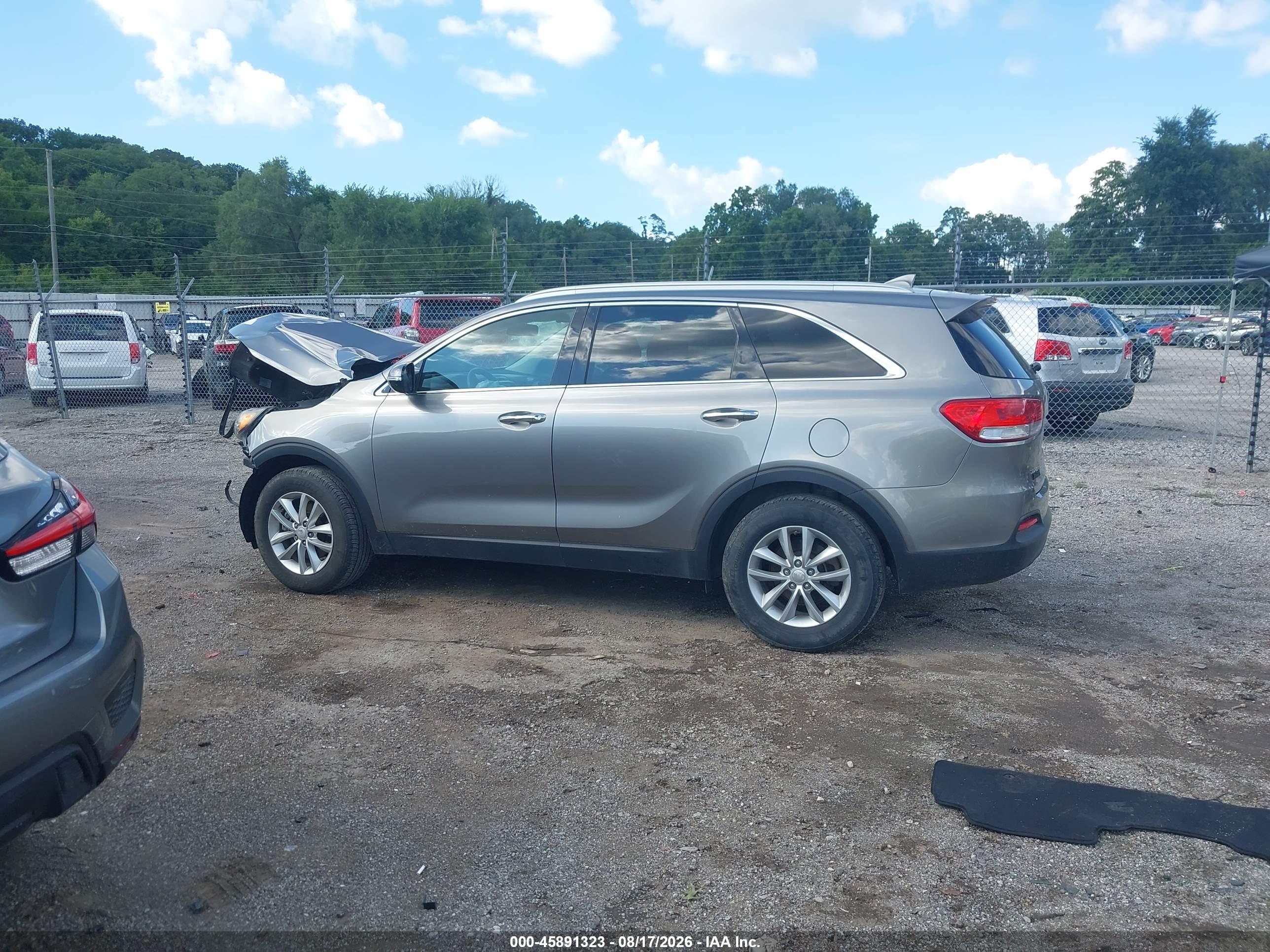 2016 KIA SORENTO 2.4L LX
