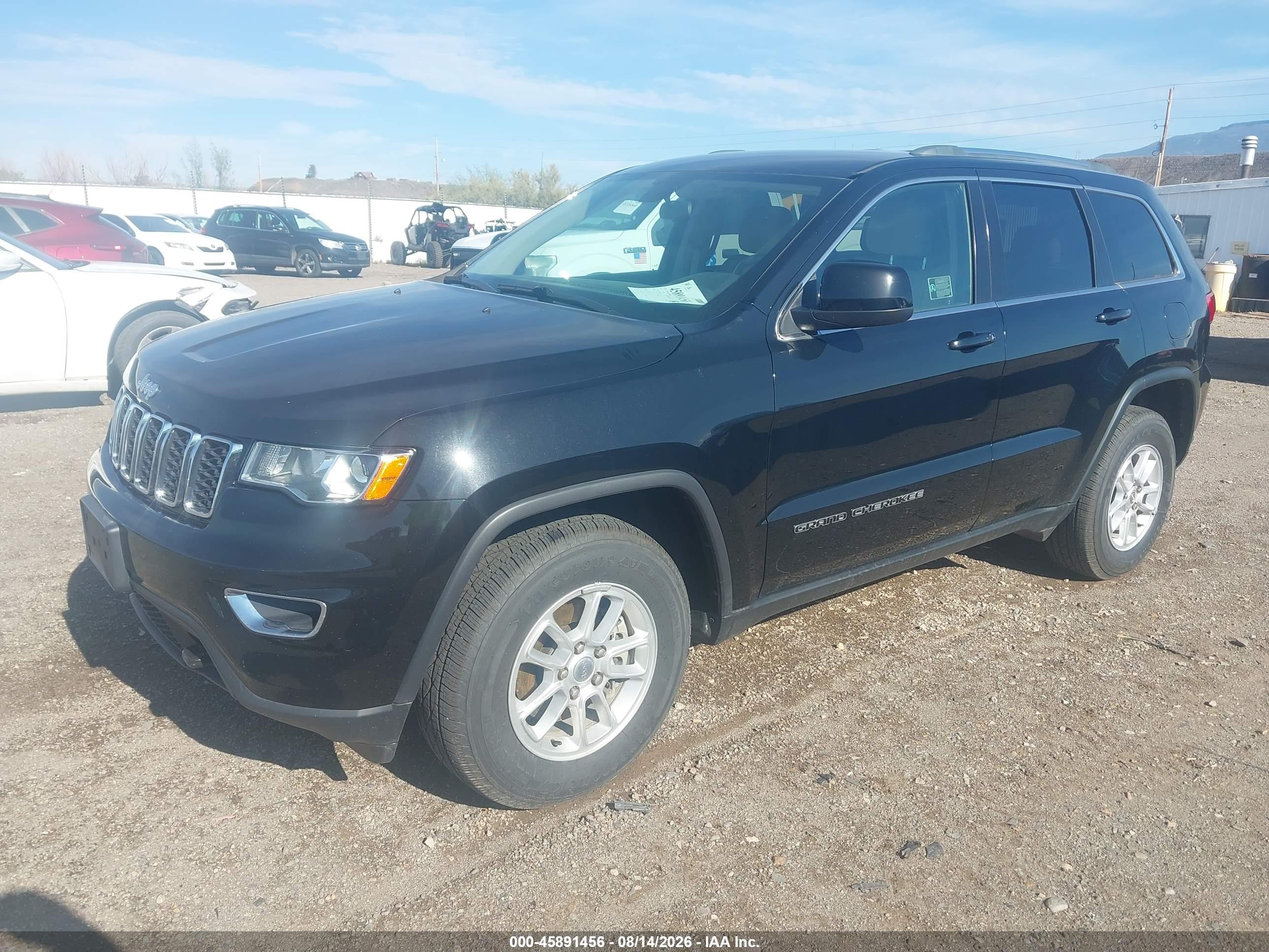 2019 JEEP GRAND CHEROKEE LAREDO E 4X4 — I2